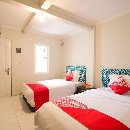 Capital O 3359 Pondok Wisata Jaden Trawas Mojokerto Экстерьер фото