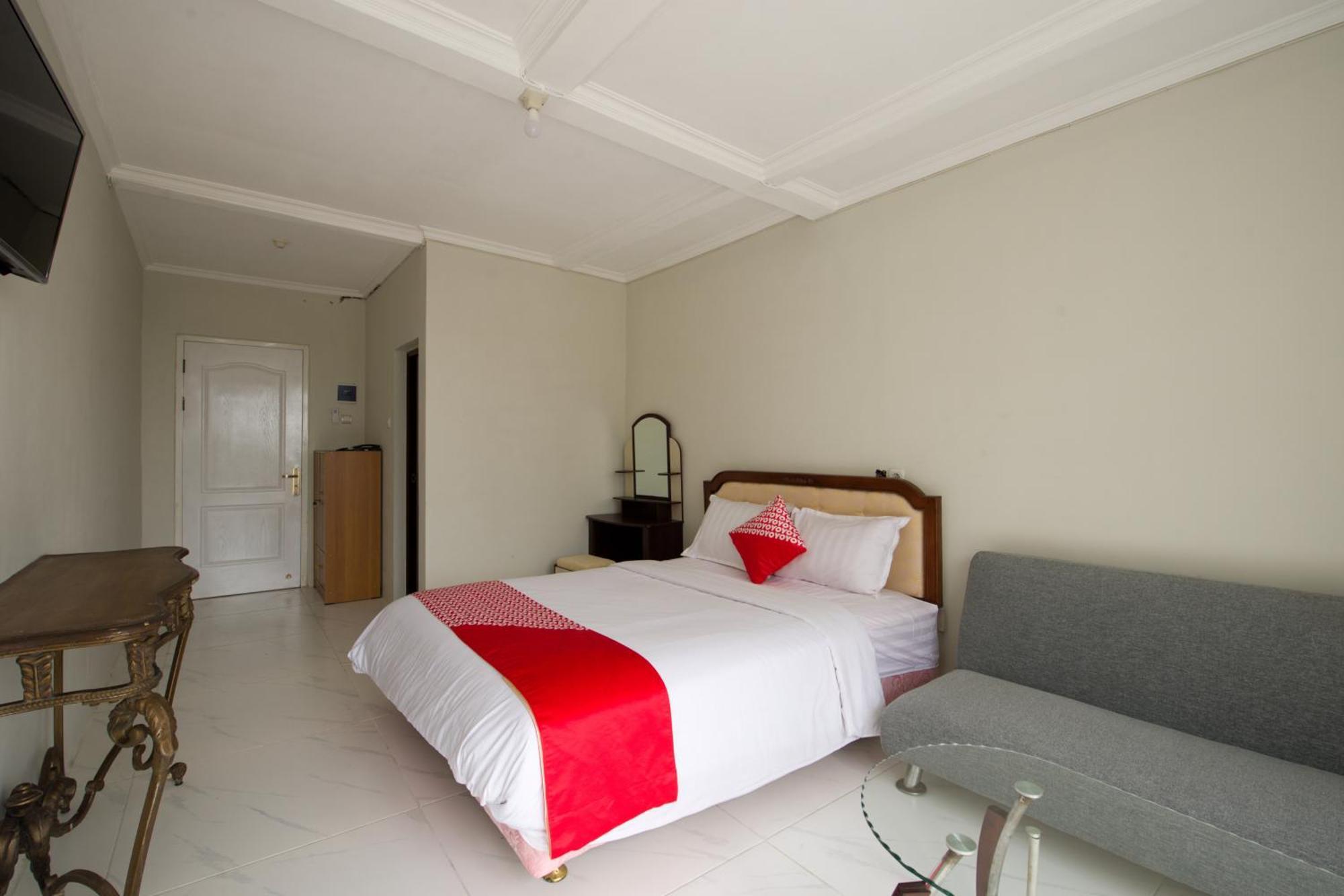 Capital O 3359 Pondok Wisata Jaden Trawas Mojokerto Экстерьер фото