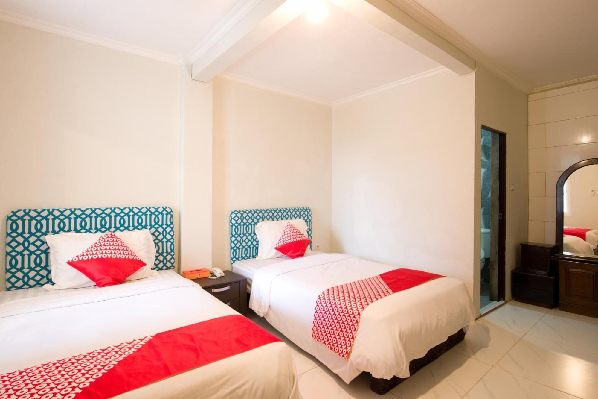 Capital O 3359 Pondok Wisata Jaden Trawas Mojokerto Экстерьер фото